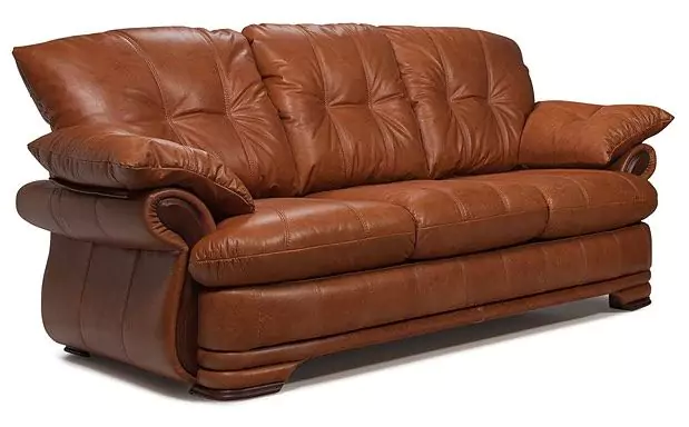 Коричневый диван