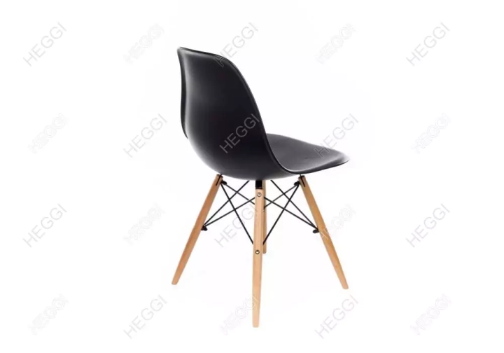 Стул Eames, Черный